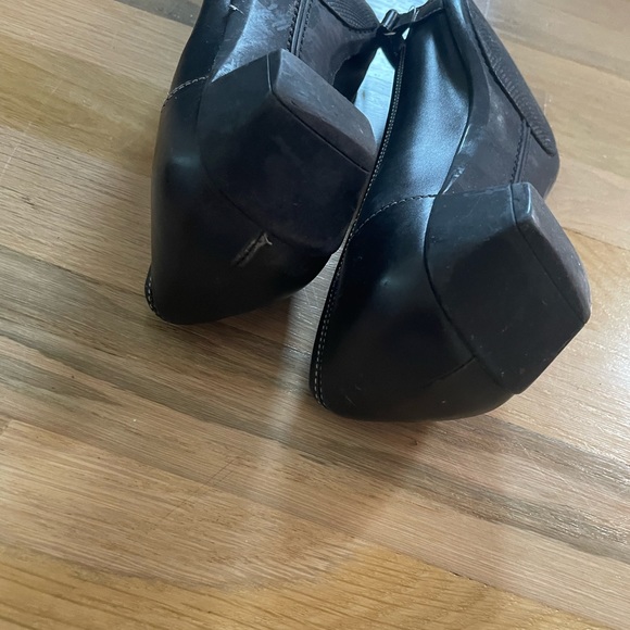 Ferragamo size 8.5 - Picture 8 of 11